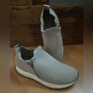 Michael Kors ~ Slipper Sneakers ~ Size 9